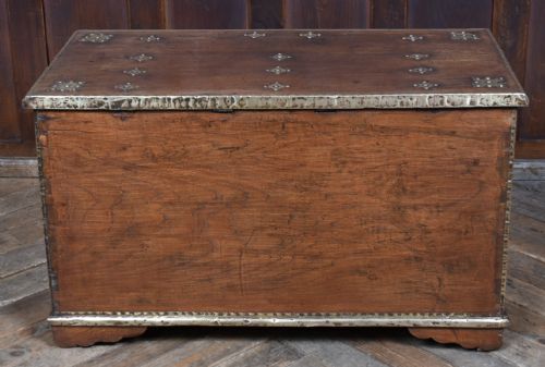 PADOUK ZANZIBAR BLANKET STORAGE BOX - ADDITIONAL PHOTO 16