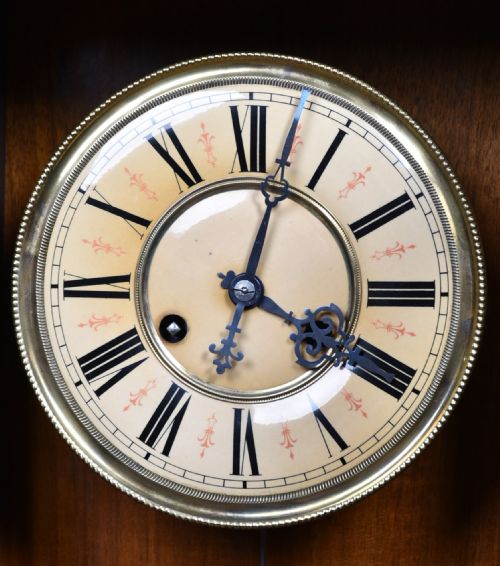 19TH CENTURY GERMAN WALL CLOCK - ADDITIONAL PHOTO 6