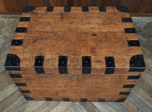 19TH CENTURY OAK SILVER CHEST - ADDITIONAL PHOTO 2