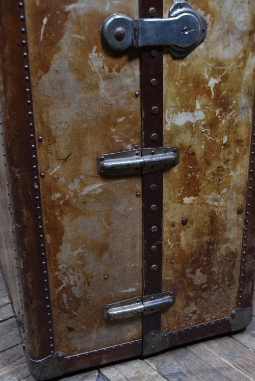 STEAMER WARDROBE TRUNK - ADDITIONAL PHOTO 2