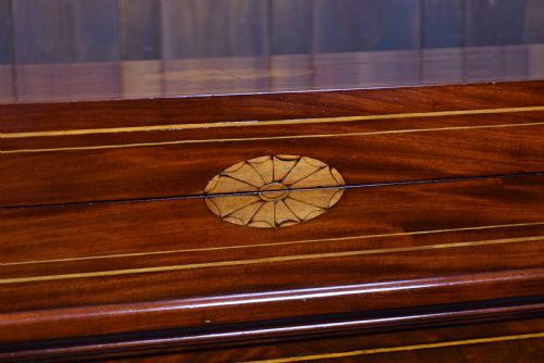 GEORGIAN MAHOGANY GENTLEMAN'S DESK - ADDITIONAL PHOTO 1