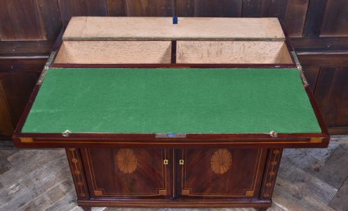 GEORGIAN MAHOGANY GENTLEMAN'S DESK - ADDITIONAL PHOTO 11
