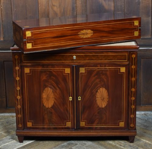 GEORGIAN MAHOGANY GENTLEMAN'S DESK - ADDITIONAL PHOTO 15
