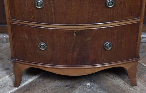 EDWARDIAN MAHOGANY BOW FRONT CHEST OF DRAWERS - ADDITIONAL PHOTO 8