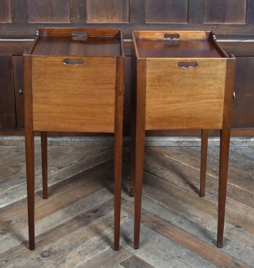 PAIR OF GEORGIAN MAHOGANY BEDSIDE POT CUPBOARDS - ADDITIONAL PHOTO 9