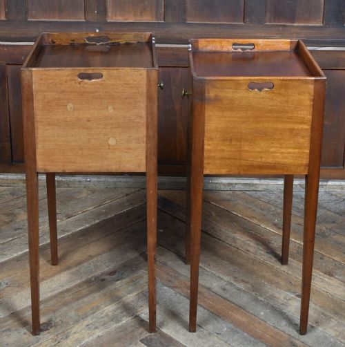 PAIR OF GEORGIAN MAHOGANY BEDSIDE POT CUPBOARDS - ADDITIONAL PHOTO 11