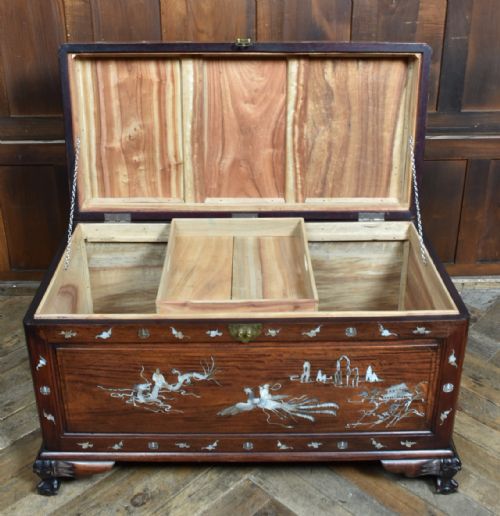 CHINESE HARDWOOD BLANKET BOX - ADDITIONAL PHOTO 12