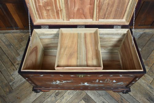 CHINESE HARDWOOD BLANKET BOX - ADDITIONAL PHOTO 13