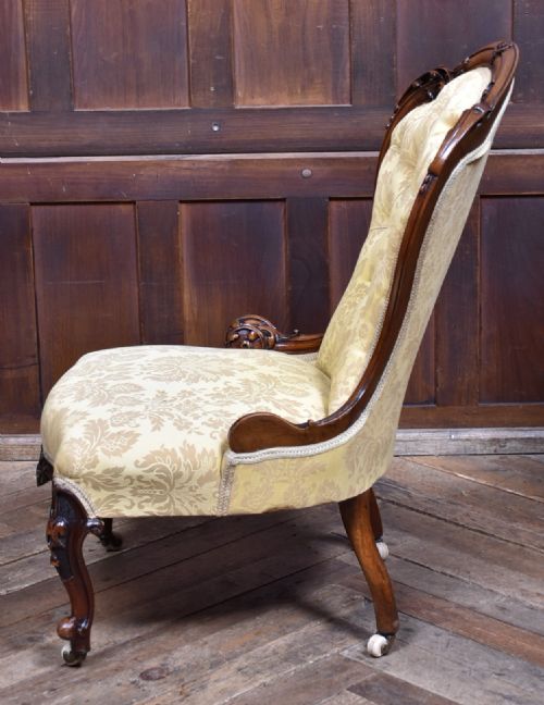 VICTORIAN WALNUT SPOON BACK NURSING CHAIR - ADDITIONAL PHOTO 6