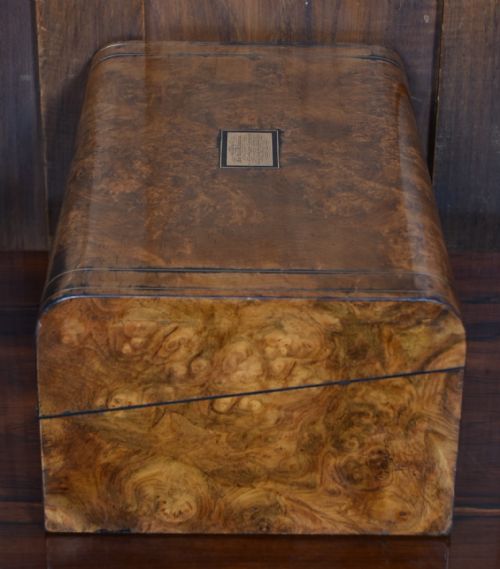 VICTORIAN WALNUT WRITING SLOPE - ADDITIONAL PHOTO 7