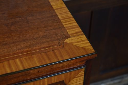 GEORGIAN MAHOGANY CHEST OF DRAWERS - ADDITIONAL PHOTO 4