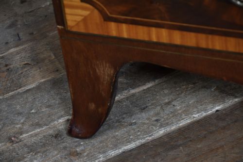GEORGIAN MAHOGANY CHEST OF DRAWERS - ADDITIONAL PHOTO 7