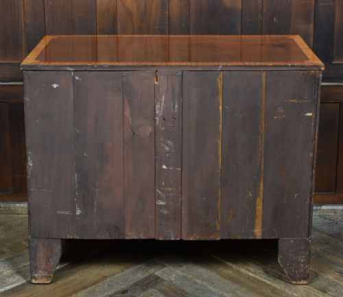 GEORGIAN MAHOGANY CHEST OF DRAWERS - ADDITIONAL PHOTO 12