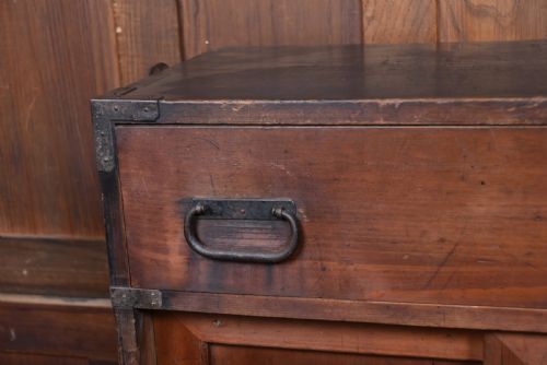 JAPANESE KEYAKI MERCHANT TANSU CHEST - ADDITIONAL PHOTO 3
