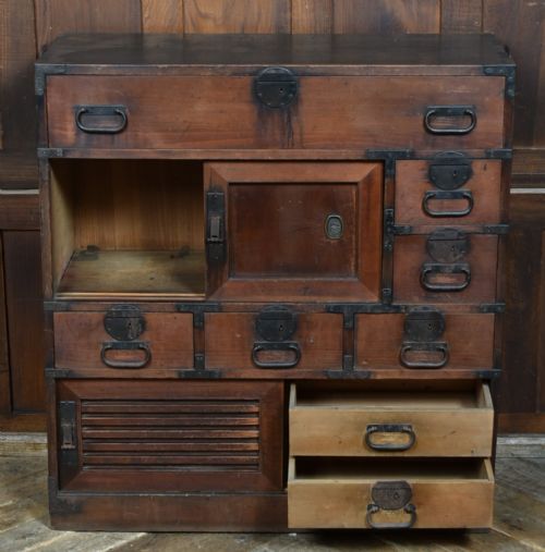 JAPANESE KEYAKI MERCHANT TANSU CHEST - ADDITIONAL PHOTO 11