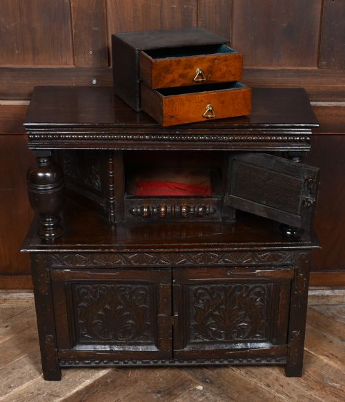 18TH CENTURY OAK MINIATURE COURT CUPBOARD - ADDITIONAL PHOTO 6
