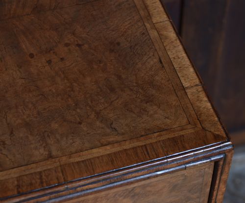 GEORGIAN WALNUT KNEE HOLE DESK - ADDITIONAL PHOTO 8
