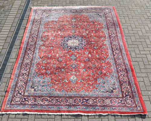 VINTAGE HANDKNOTTED RUG - ADDITIONAL PHOTO 5