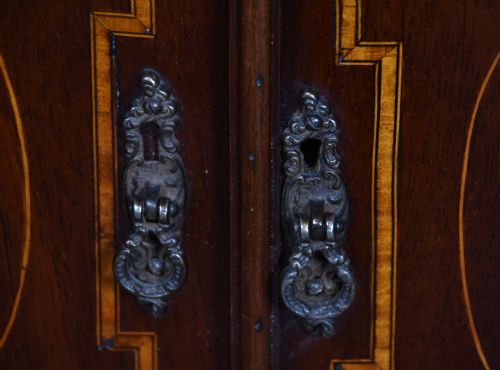 EDWARDIAN MAHOGANY DROPLEAF TABLE - ADDITIONAL PHOTO 3