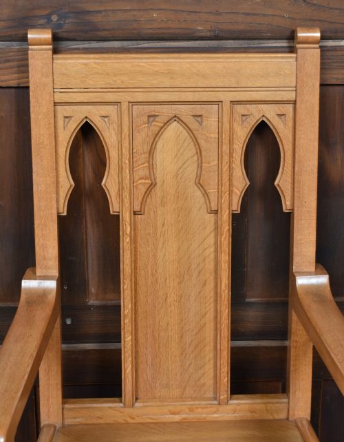 SCOTTISH OAK CHAPEL THRONE CHAIR - ADDITIONAL PHOTO 4