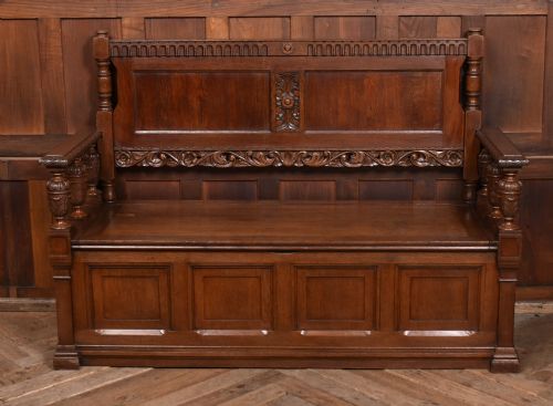 FRENCH OAK HALL BENCH
