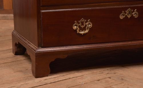 GEORGIAN MAHOGANY BACHELORS CHEST OF DRAWERS - ADDITIONAL PHOTO 9