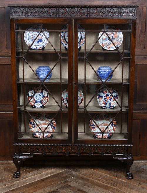 CHIPPENDALE REVIVAL MAHOGANY DISPLAY CABINET