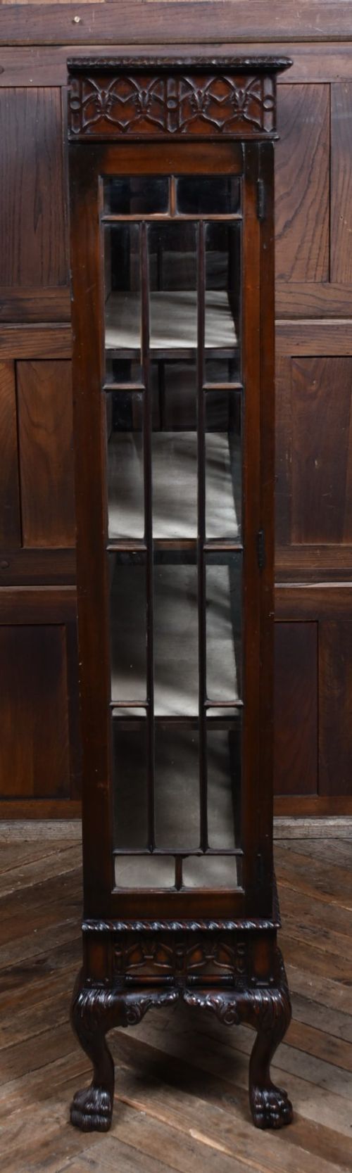 CHIPPENDALE REVIVAL MAHOGANY DISPLAY CABINET - ADDITIONAL PHOTO 10
