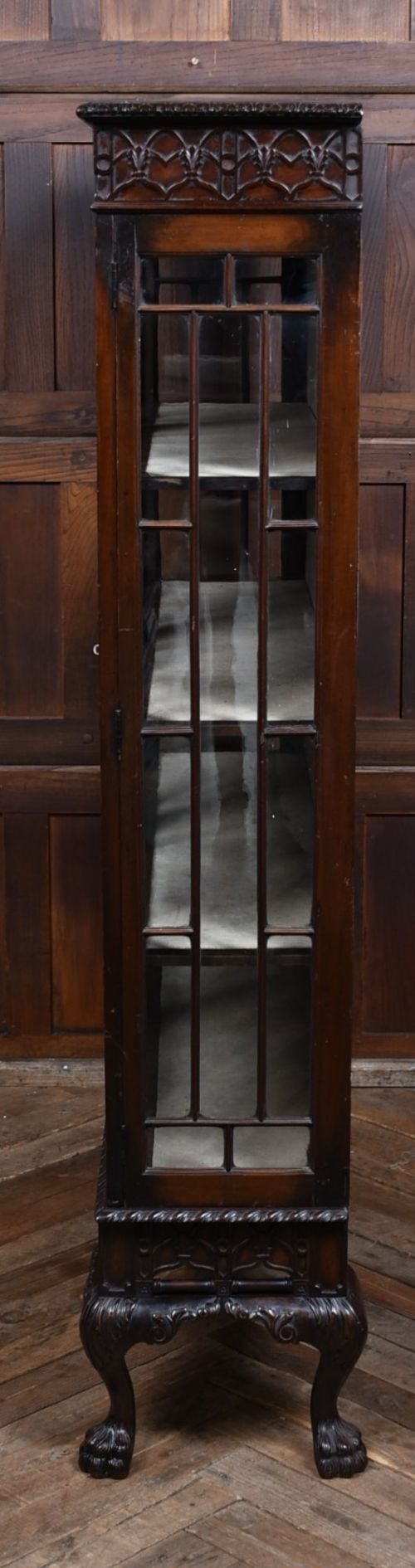 CHIPPENDALE REVIVAL MAHOGANY DISPLAY CABINET - ADDITIONAL PHOTO 12