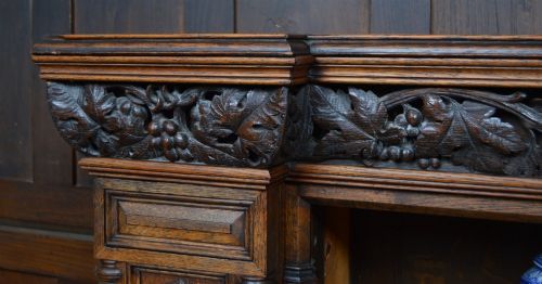 VICTORIAN GOTHIC REVIVAL OAK OPEN BOOKCASE - ADDITIONAL PHOTO 3