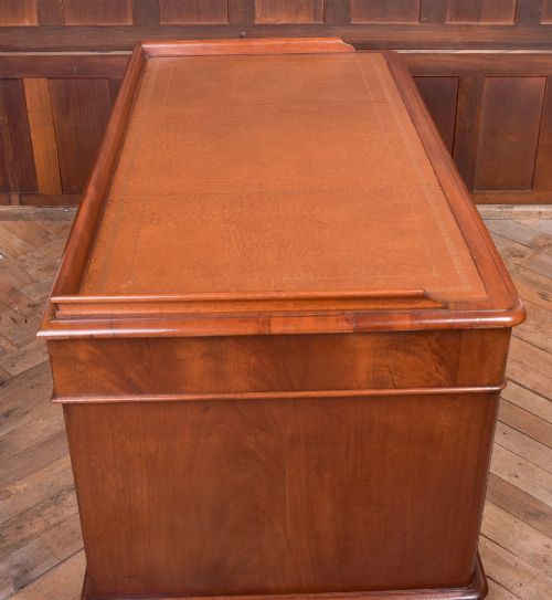 VICTORIAN MAHOGANY DESK WITH LEATHER TOP - ADDITIONAL PHOTO 9