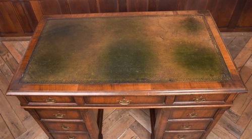 EDWARDIAN WALNUT PEDESTAL WRITING DESK - ADDITIONAL PHOTO 3