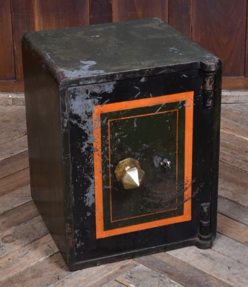 samuel withers co ltd safe - CATEGORY: ANTIQUE MISCELLANEOUS - DATED 1900