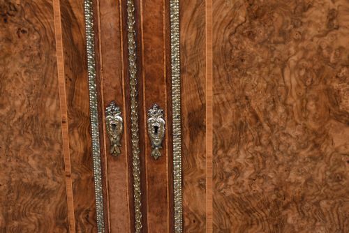 VICTORIAN BURR WALNUT SIDE CABINET - ADDITIONAL PHOTO 3
