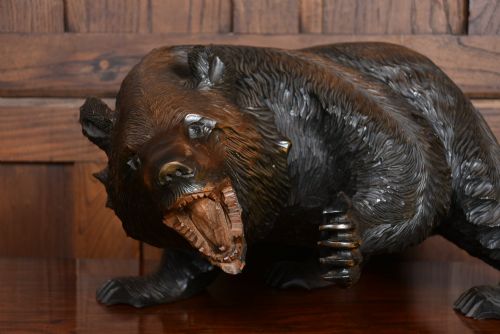 JAPANESE CARVED WOODEN BEAR - ADDITIONAL PHOTO 2