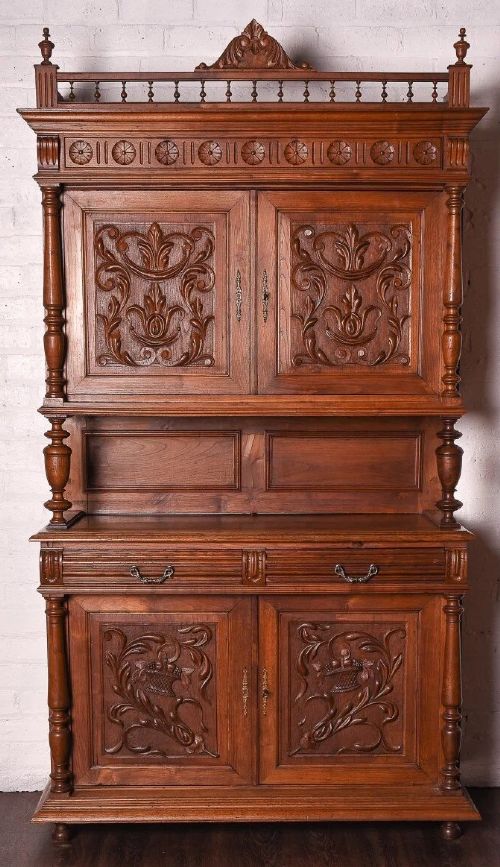 FRENCH WALNUT HUNTS GAME CABINET