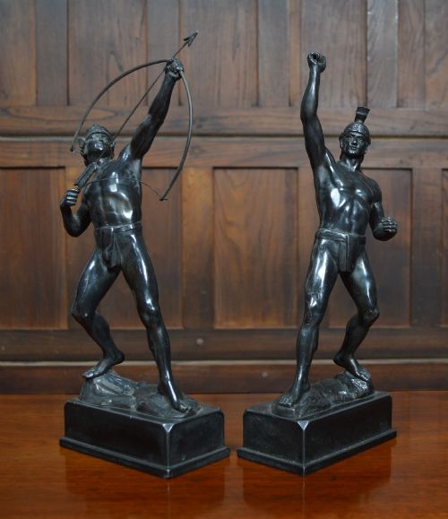 PAIR OF SPELTER ROMAN FIGURES - ADDITIONAL PHOTO 8