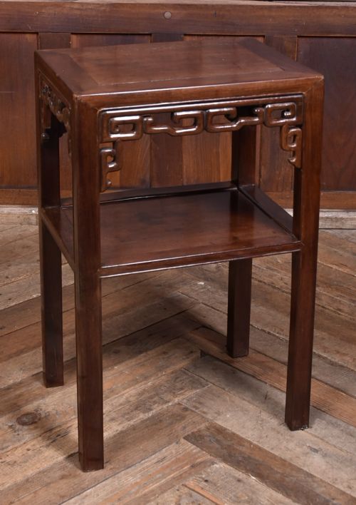 CHINESE VASE TABLE