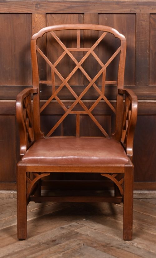 19TH CENTURY MAHOGANY COCKPEN CHAIR - ADDITIONAL PHOTO 1