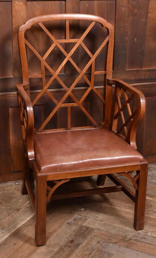 19TH CENTURY MAHOGANY COCKPEN CHAIR - ADDITIONAL PHOTO 3