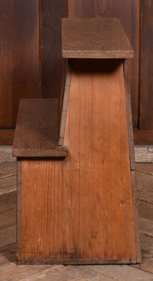 JAPANESE VENDORS STOOL - ADDITIONAL PHOTO 4