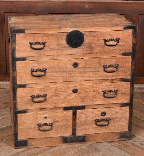 JAPANESE TANSU CHEST