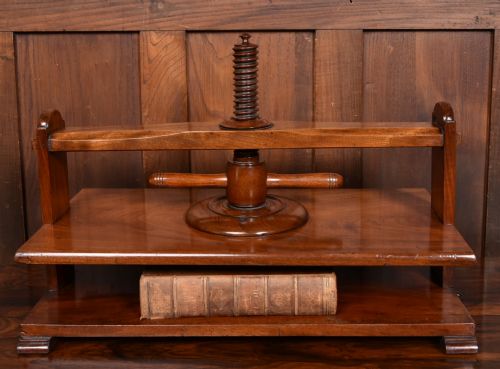VICTORIAN MAHOGANY TABLETOP BOOK PRESS