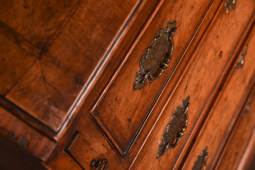  small antique Walnut writing bureau  View IV