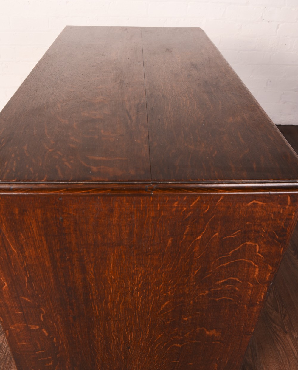 Georgian oak chest of drawers  View VIII