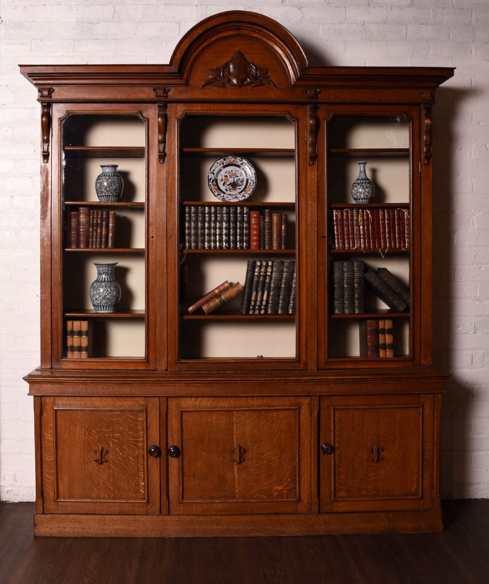 Victorian 3 door oak bookcase 