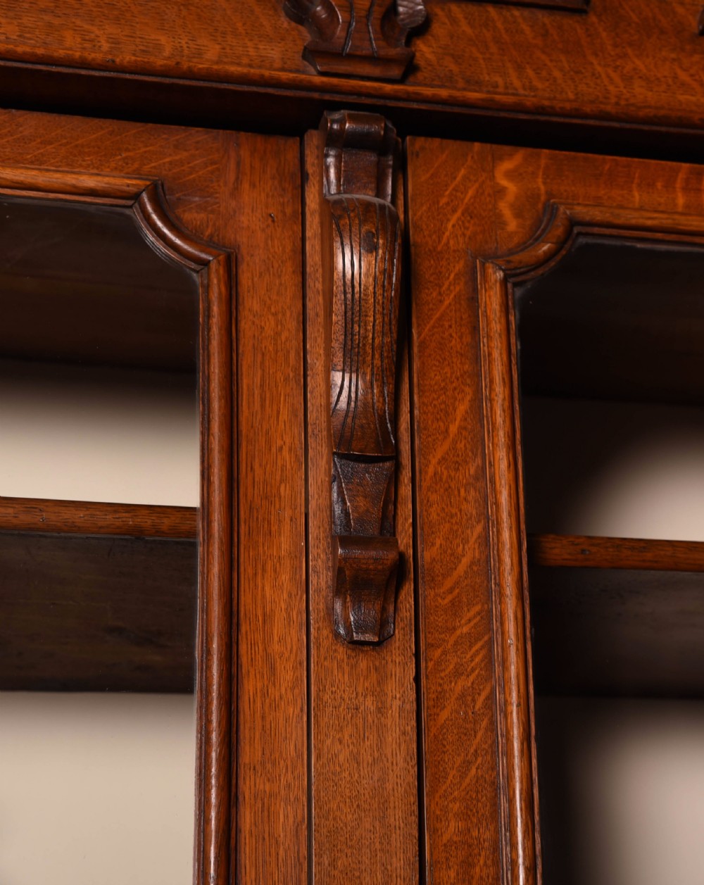 Victorian 3 door oak bookcase  View III