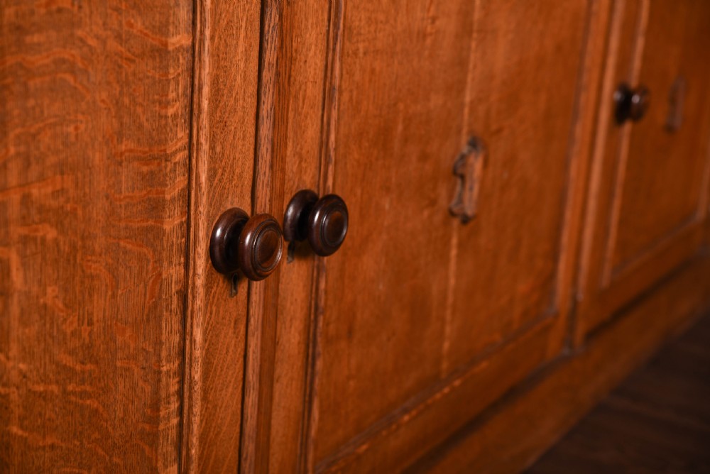 Victorian 3 door oak bookcase  View XVI