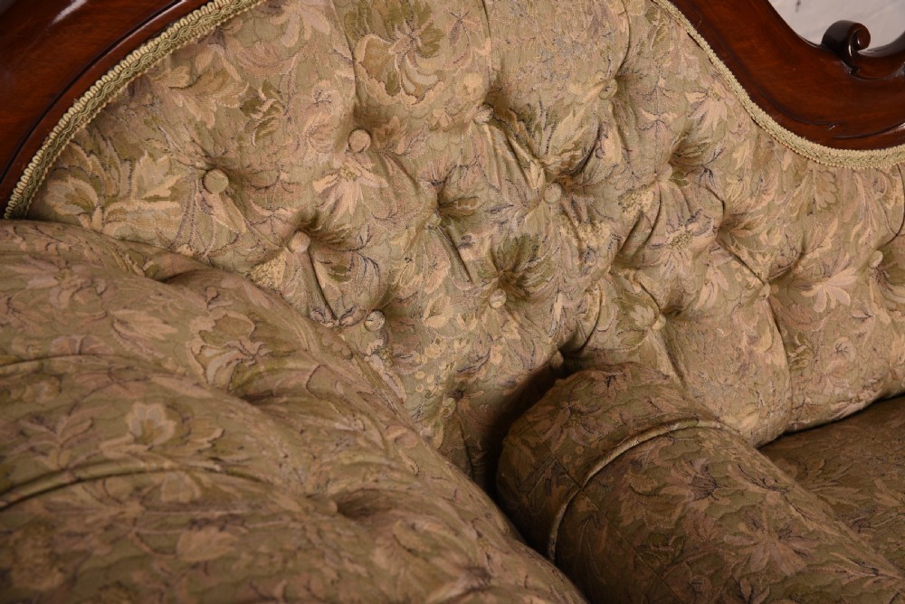 Superb Quality Victorian mahogany chaise lounge  View X