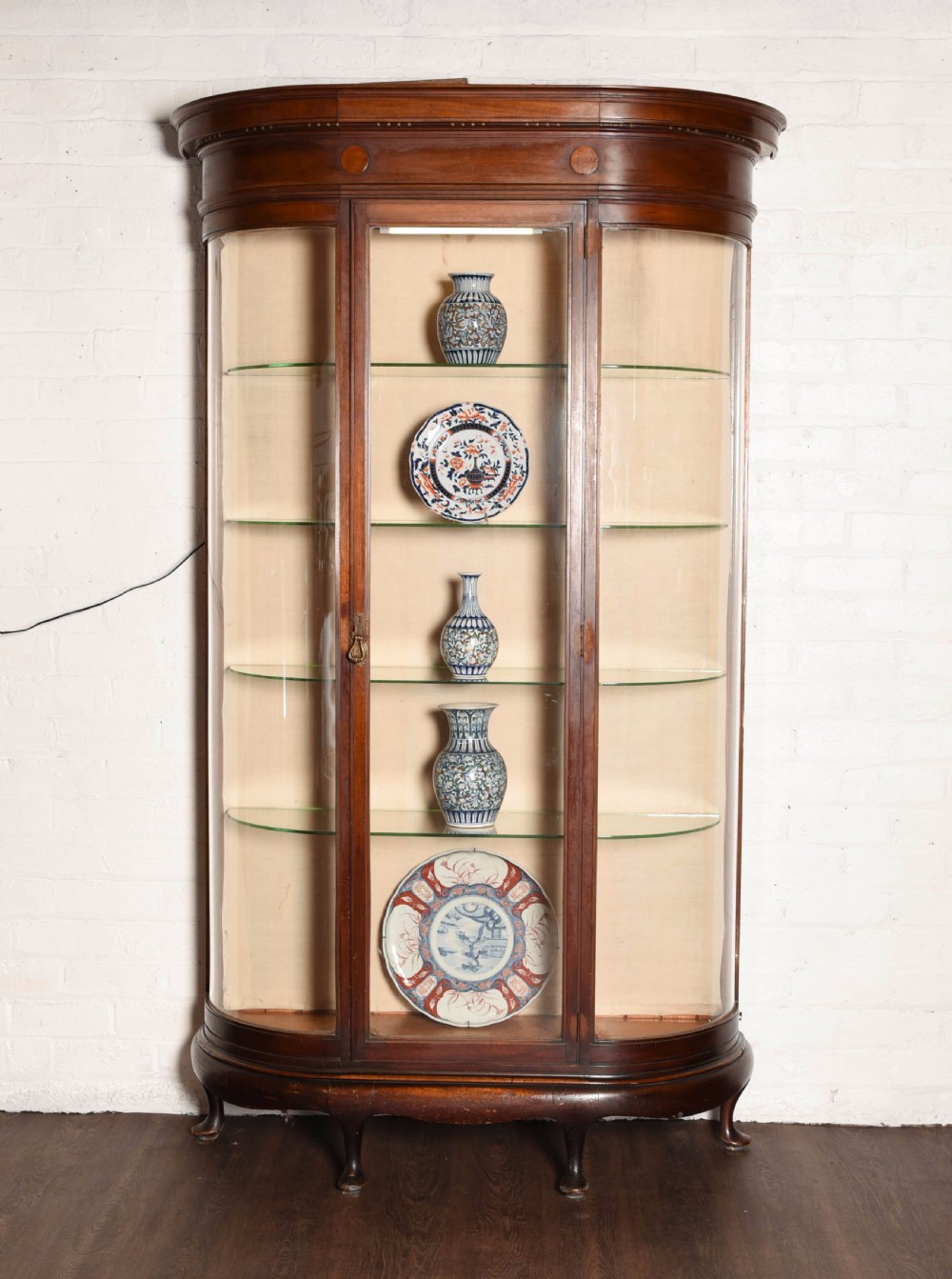 Edwardian shop display cabinet 